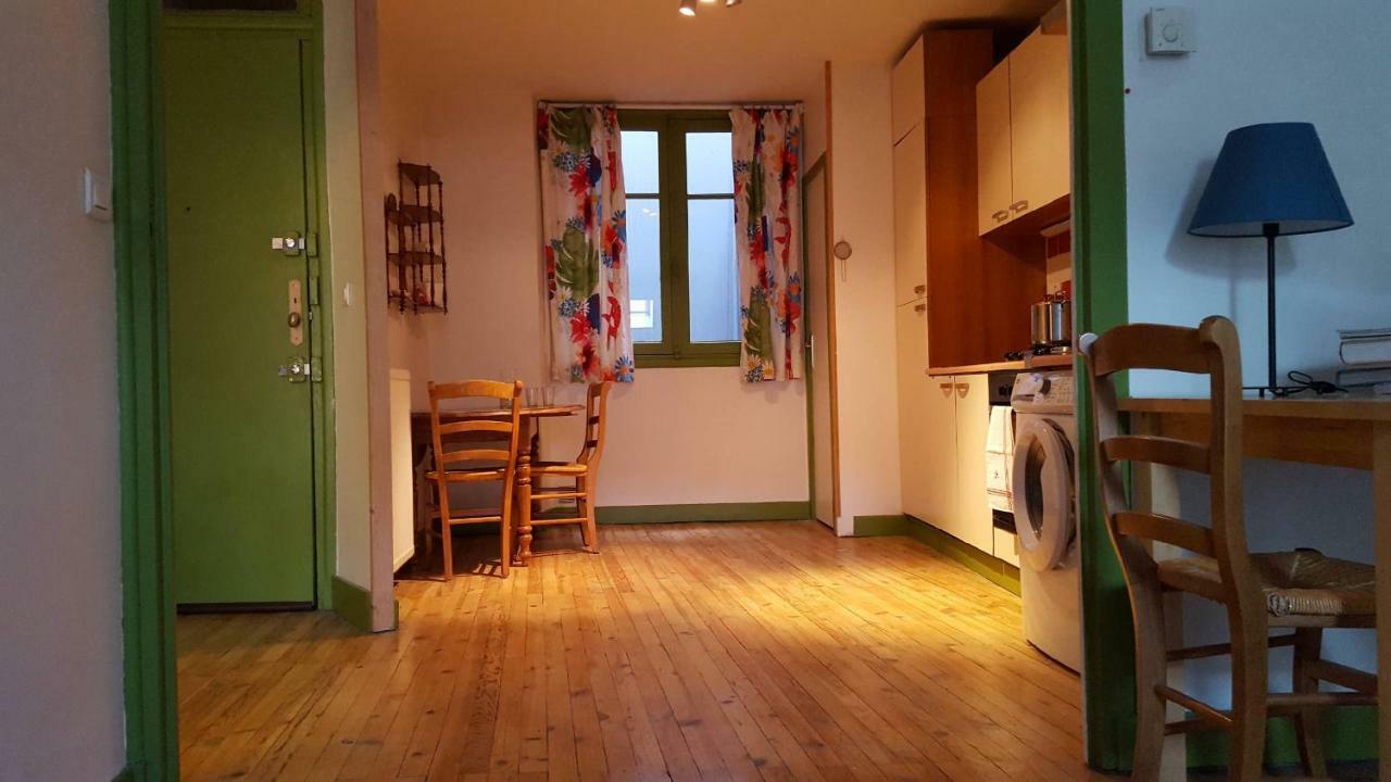 Ferienwohnung Le Velo Rouge Le Puy-en-Velay Exterior foto